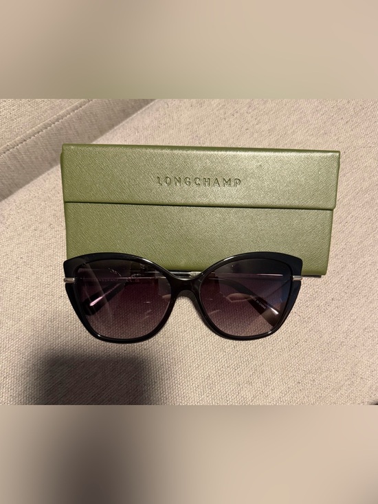 Longchamp Accessories - Longchamp Black Cat-Eye Sunglasses with Gradient Purple Lenses